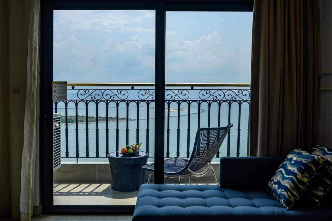 Golden Apartment With Sea View Da Nang Dış mekan fotoğraf
