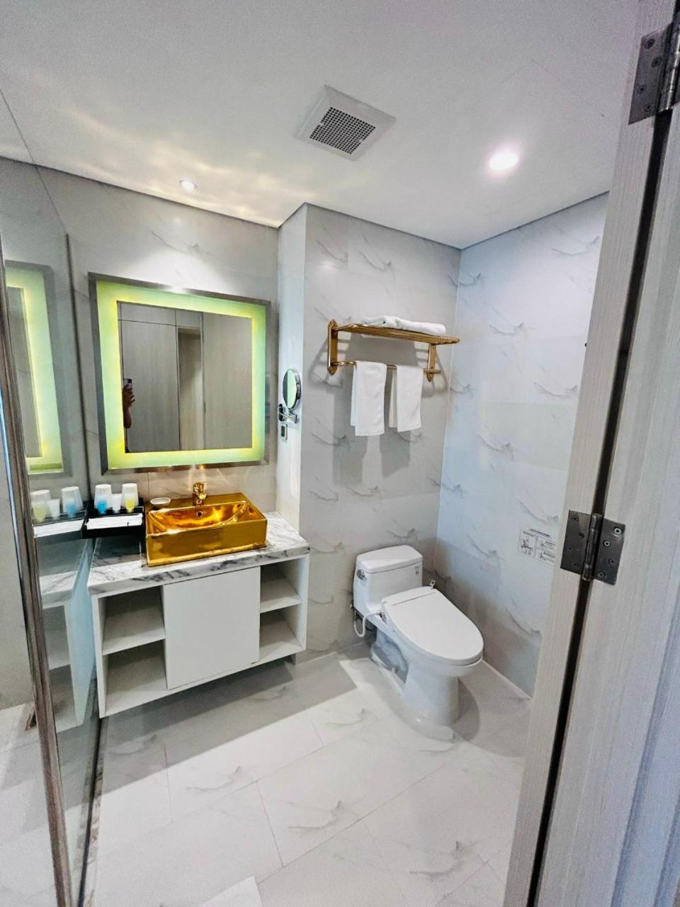 Golden Apartment With Sea View Da Nang Dış mekan fotoğraf